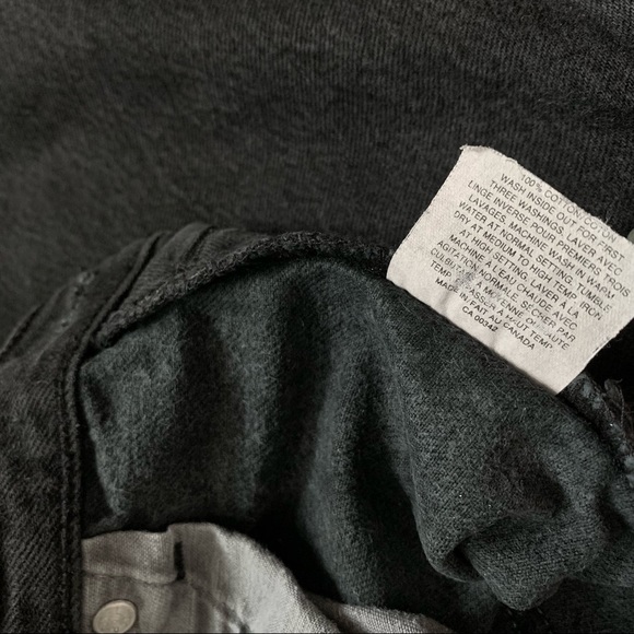 Vintage Levi’s 501 Straight Leg Button Fly Made In Canada - Picture 13 of 16